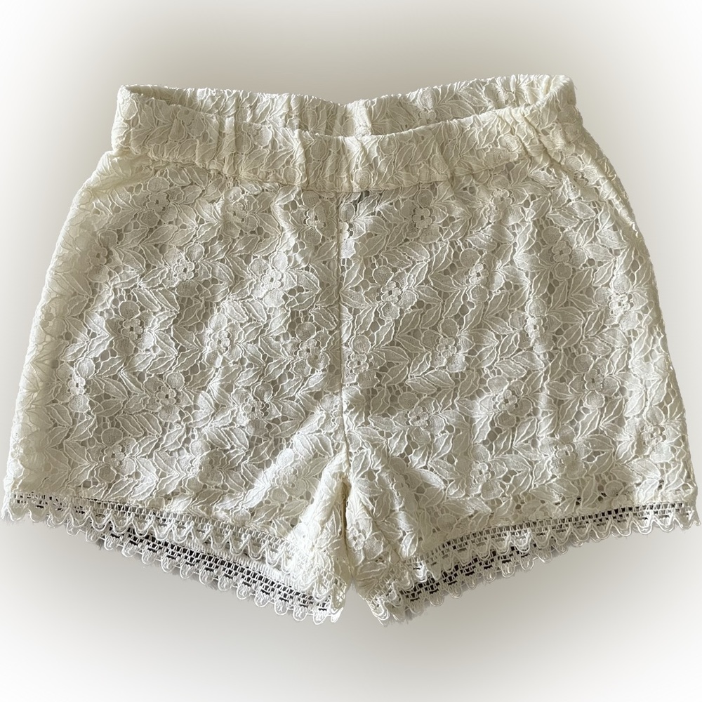 H&M Ivory Lace Shorts